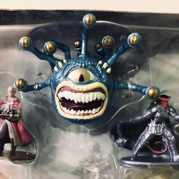 Lot of 4 Dungeons  and Dragons Die Cast Metal Collectible Figures Missing 1 - Picture 2 of 14
